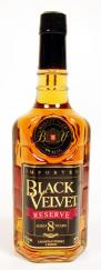 Black Velvet - Reserve 8 Years Aged (750ml)